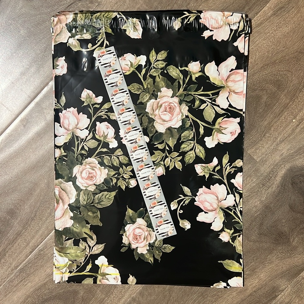 📦3/$20 - 10 black/pink floral poly mailers 10x13” + Free matching stickers